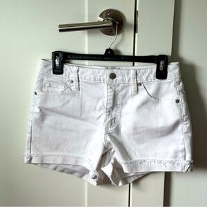 Universal Thread Shorts